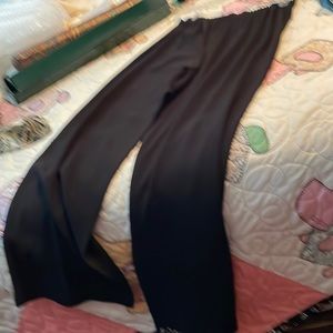 St John wide leg pants-  too small for me-  no smoke no pets